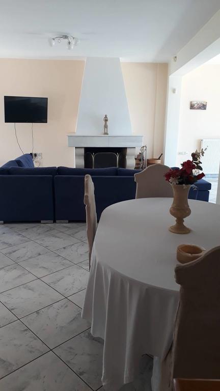 Olympic View Guesthouse Kalámion Екстериор снимка