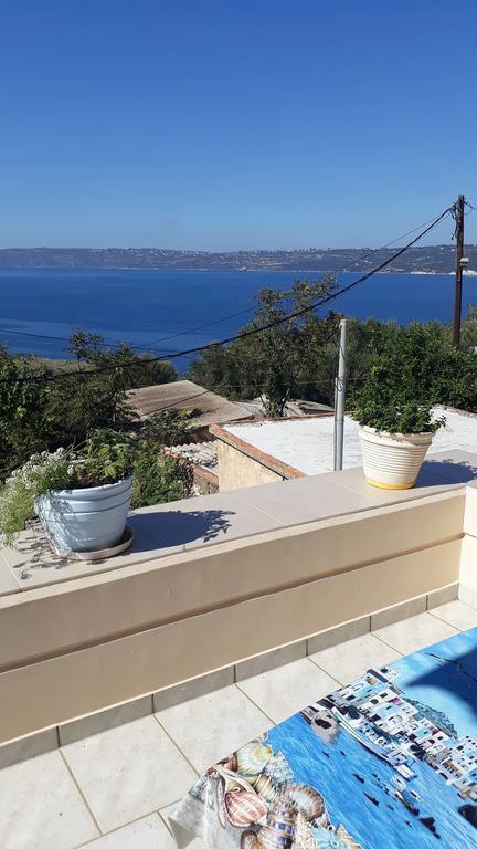 Olympic View Guesthouse Kalámion Екстериор снимка
