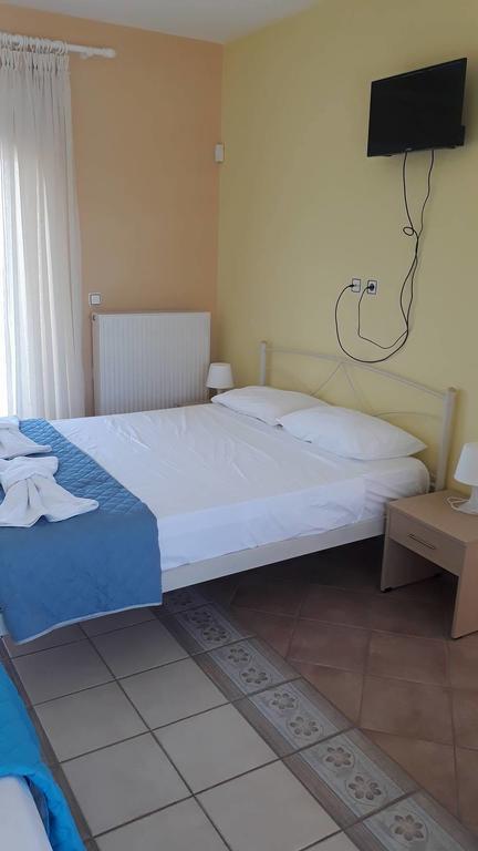 Olympic View Guesthouse Kalámion Екстериор снимка