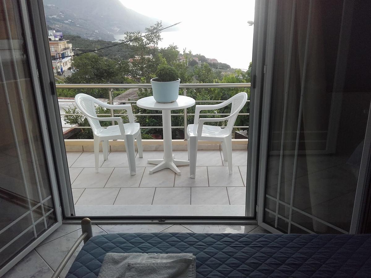 Olympic View Guesthouse Kalámion Екстериор снимка